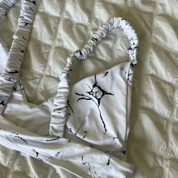 Zaful marbled bikini top - Picture 5 of 7